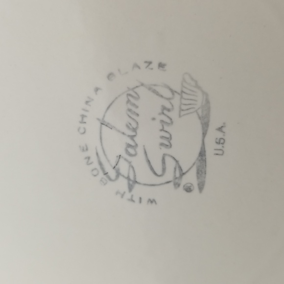 NASA Apollo 11 Men on the Moon Commemorative Salad Plate - Picture 4 of 16